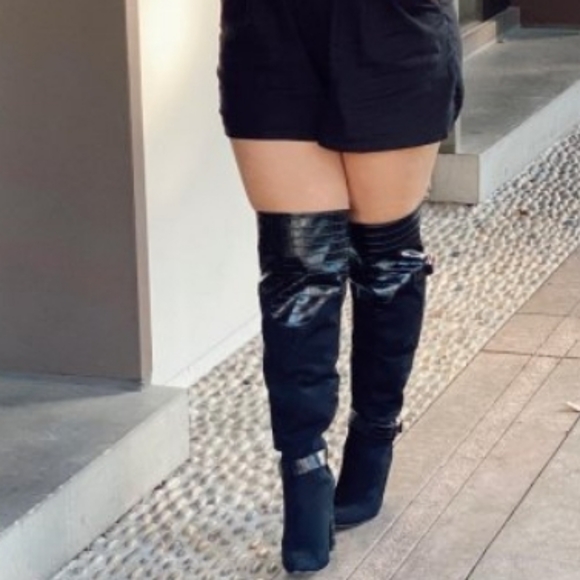 ❤ NEW ❤ Sexy Black Block Heel Boot Over the Knee Zipper Closure. Winter & Fall. - Picture 5 of 10